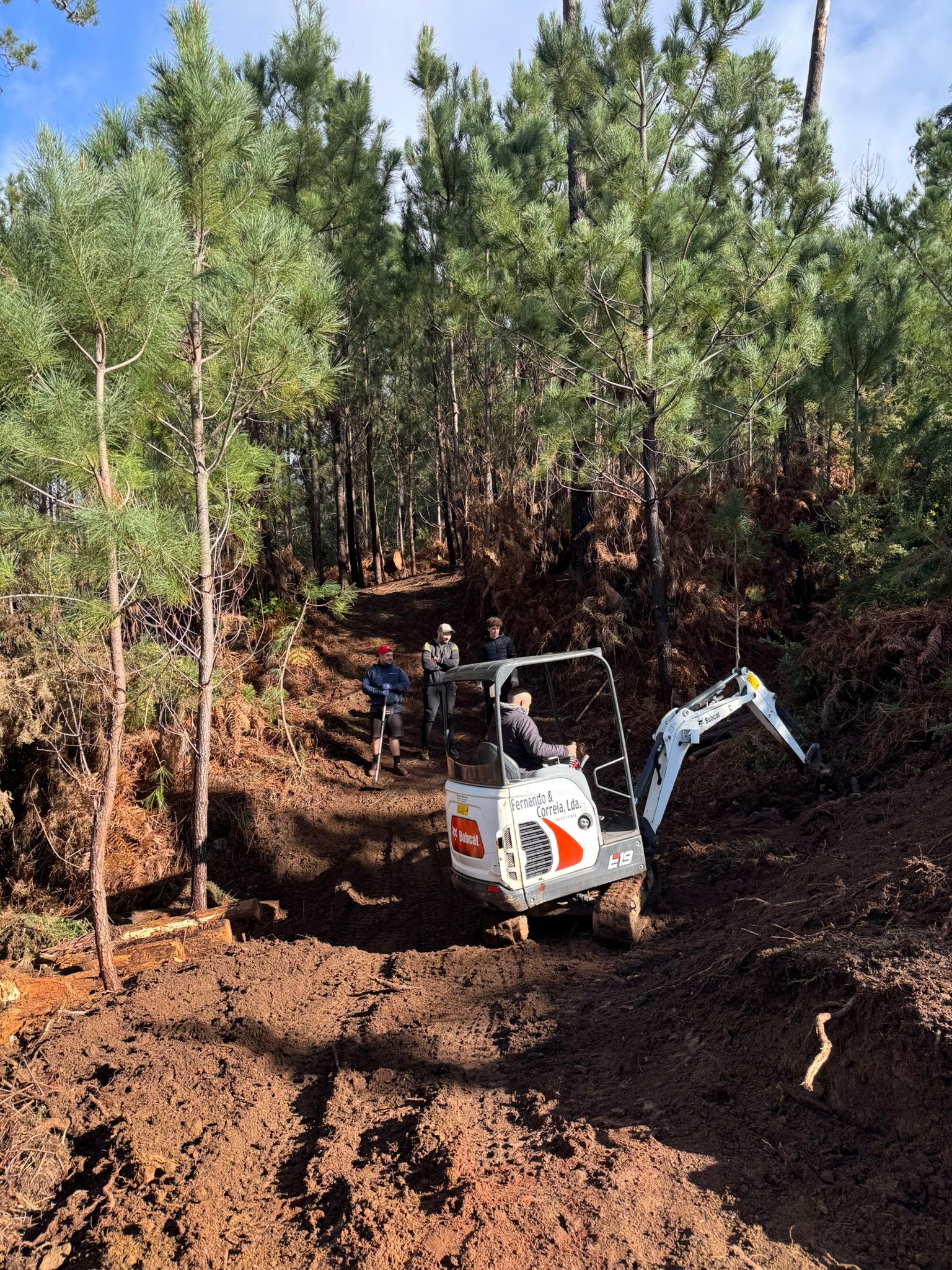 2_Trail building madeira bikology